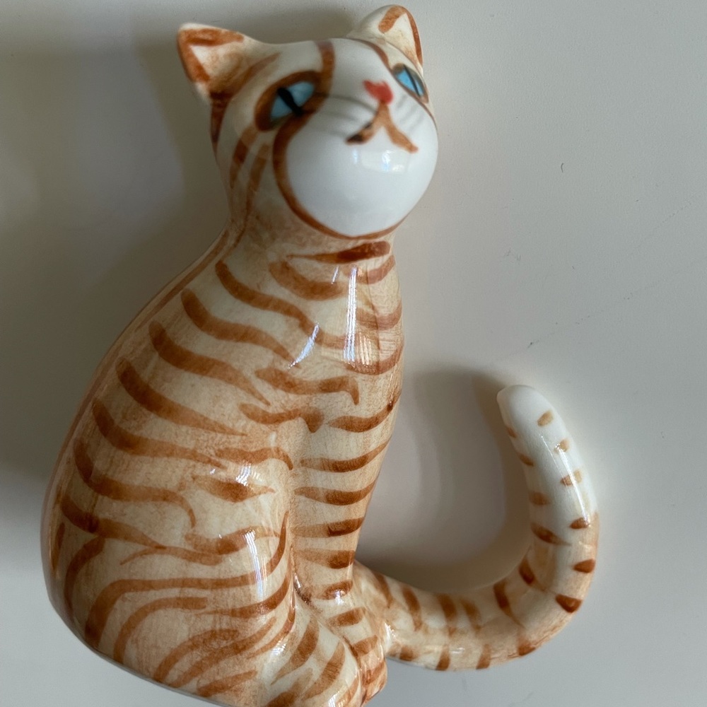 Set of 8 Miniature Tabby Cat Figurine Napkin Holders - Fine Bone China